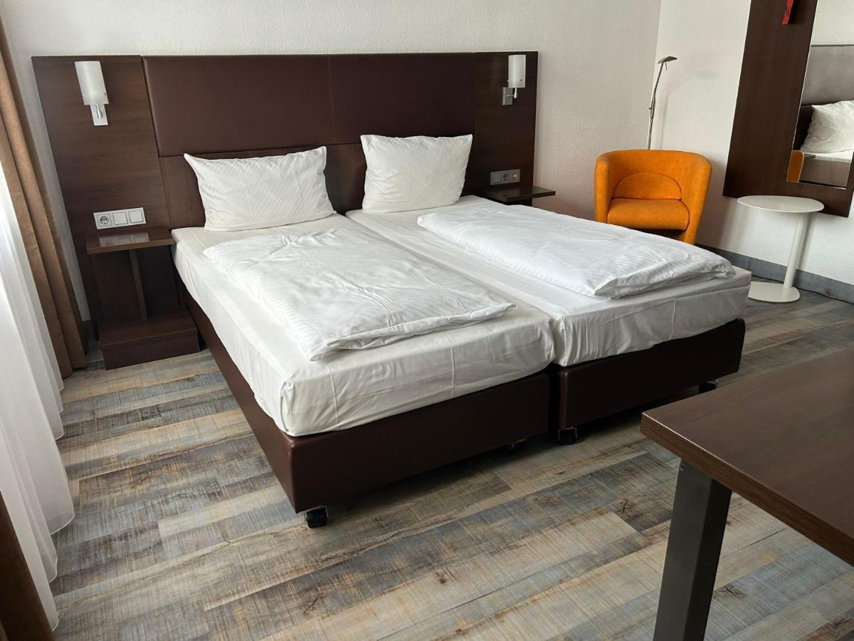 Hotel Fackelmann Nuremberg ภายนอก รูปภาพ