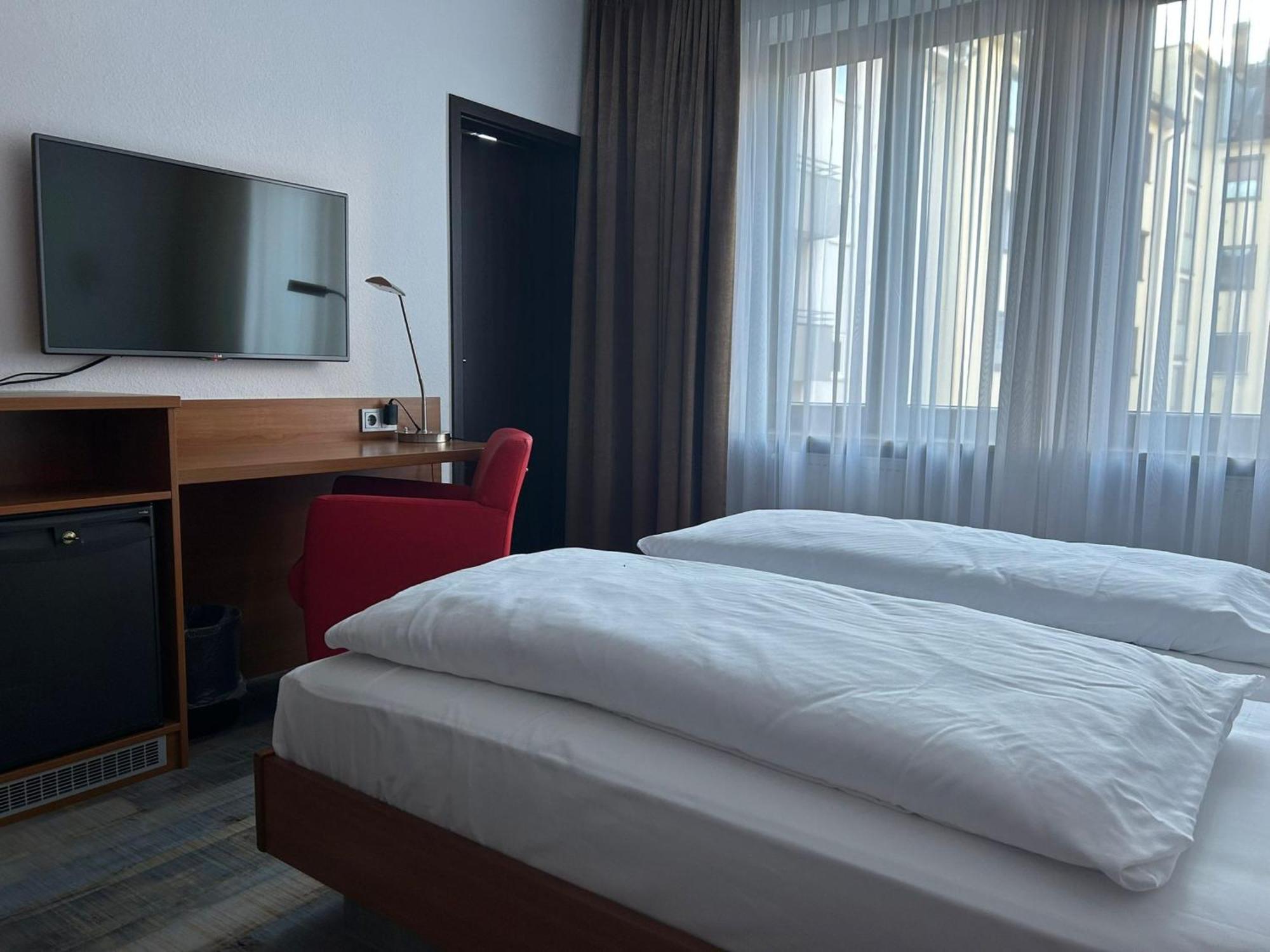 Hotel Fackelmann Nuremberg ภายนอก รูปภาพ