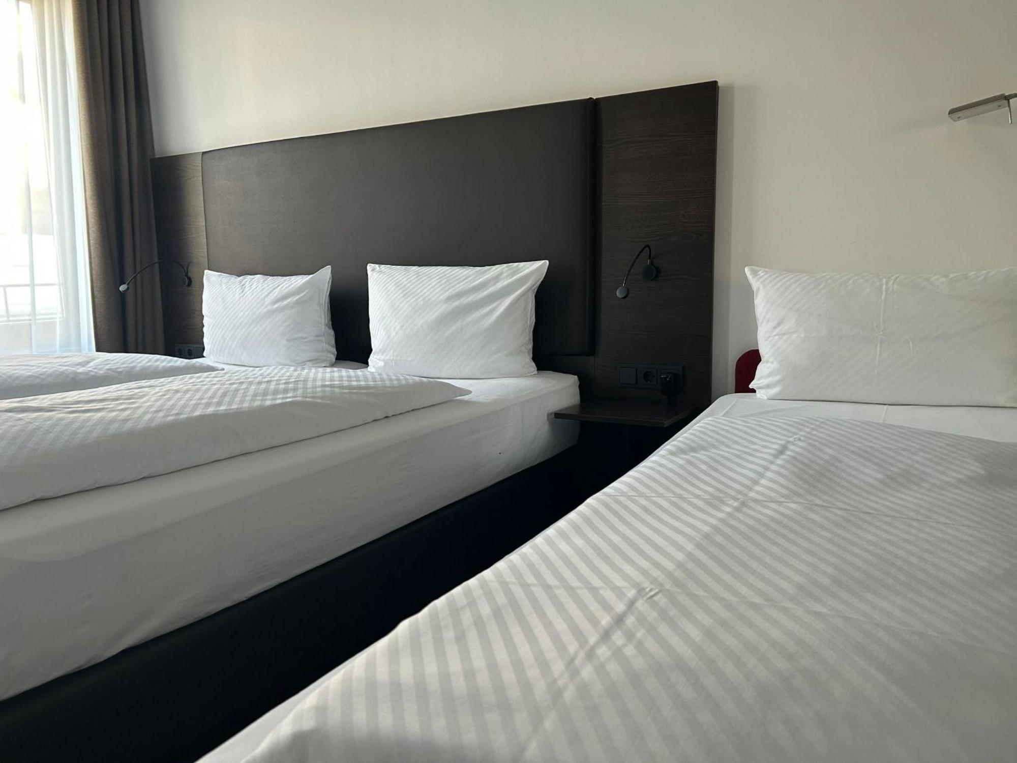 Hotel Fackelmann Nuremberg ภายนอก รูปภาพ