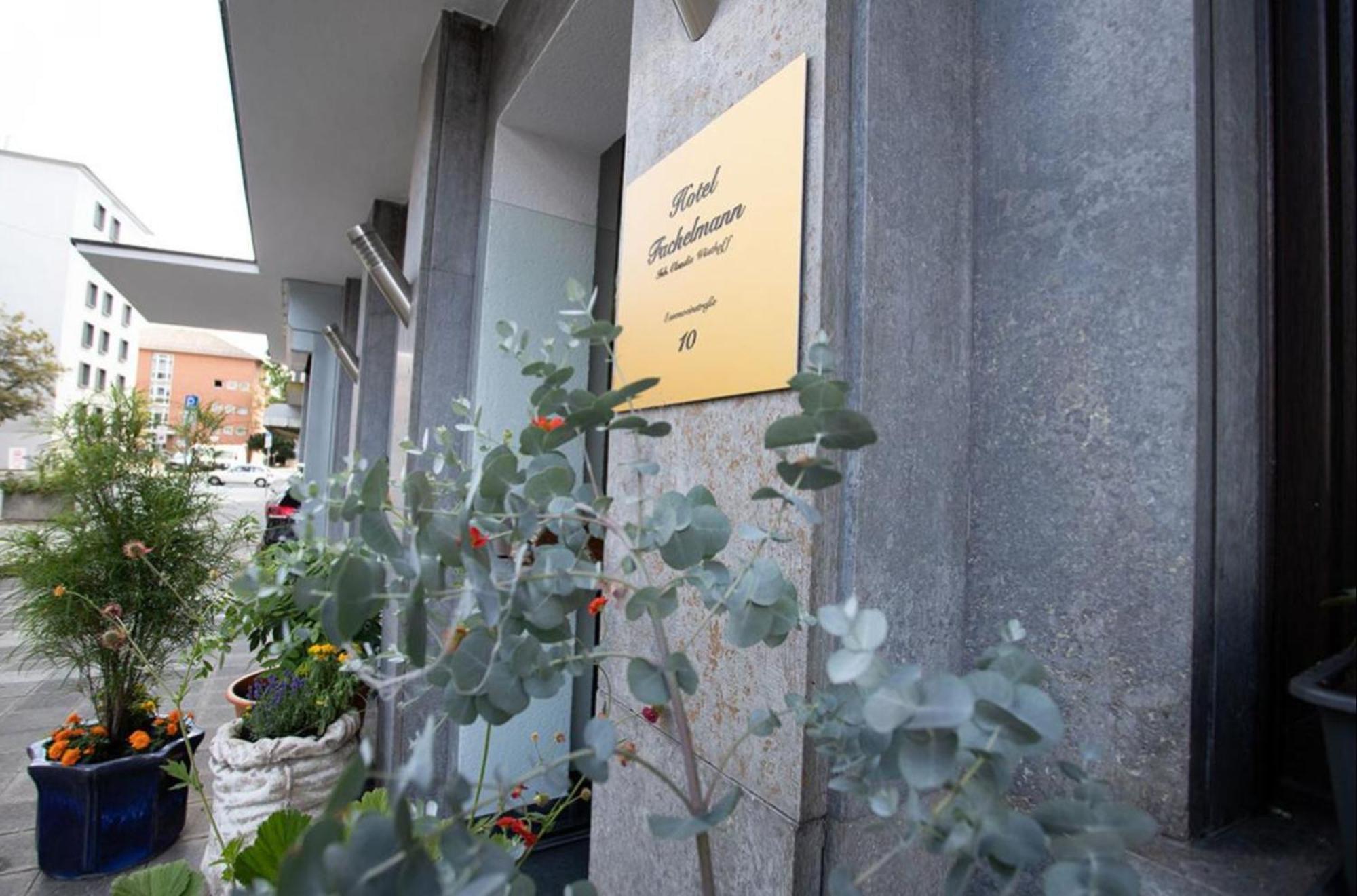 Hotel Fackelmann Nuremberg ภายนอก รูปภาพ