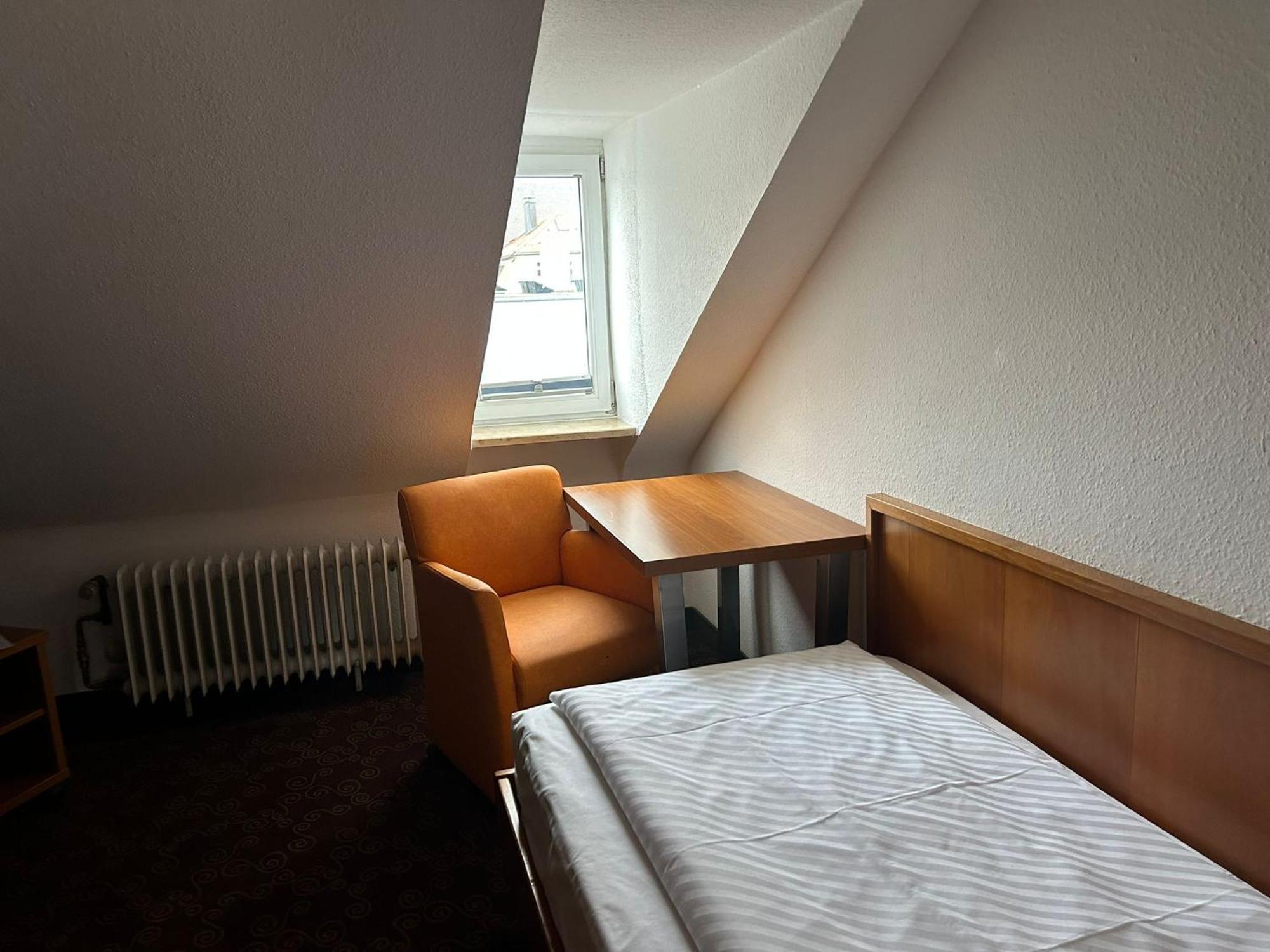 Hotel Fackelmann Nuremberg ภายนอก รูปภาพ